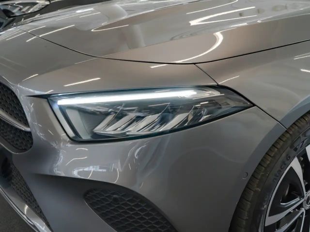 Mercedes-Benz A 180 Progressive