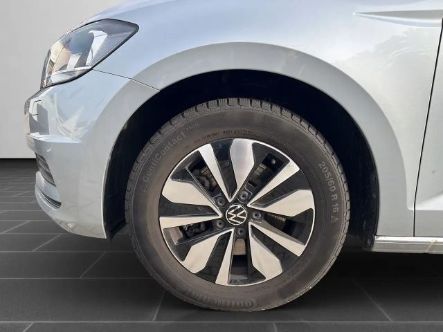 Volkswagen Touran 1.5 TSI