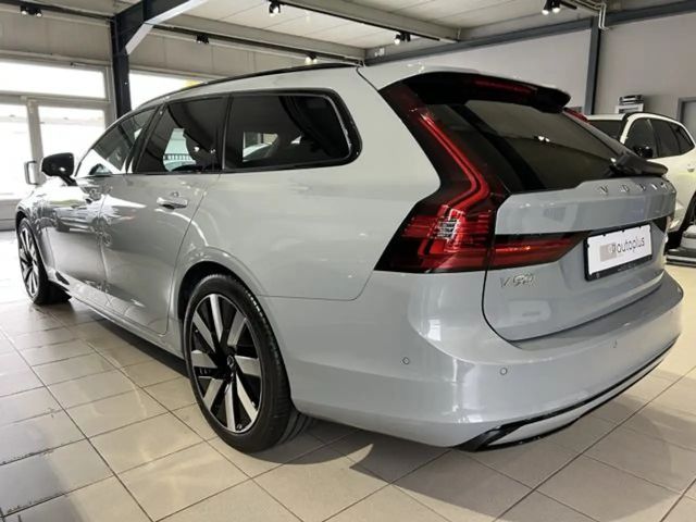 Volvo V90 AWD Dark Plus Recharge T6