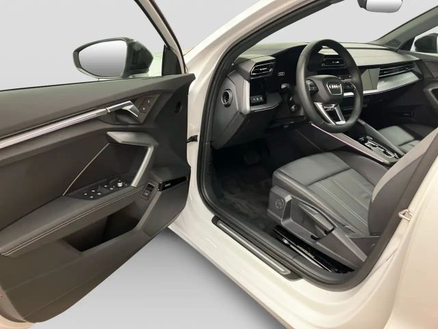 Audi A3 30 TFSI Sedan