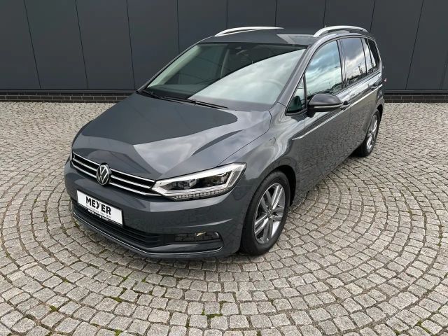 Volkswagen Touran 1.5 TSI DSG IQ.Drive