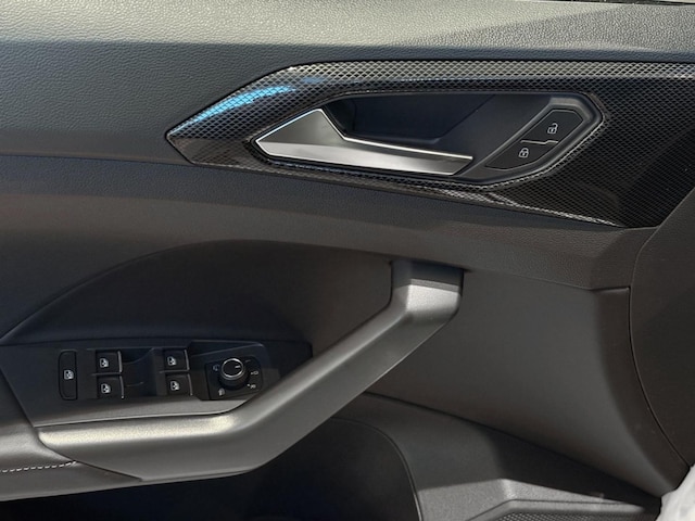 Volkswagen T-Cross 1.0 TSI DSG R-Line