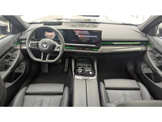 BMW 540 540d M-Sport Touring xDrive