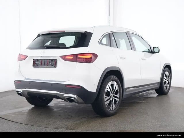 Mercedes-Benz GLA 180 GLA 180 AHK/LED/KAMERA/ADVANCED/WINTER-PAKET SHZ