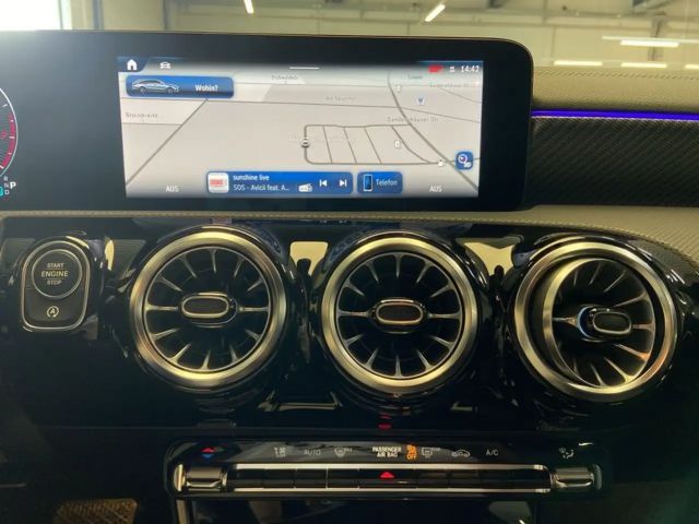 Mercedes-Benz CLA 200 CLA