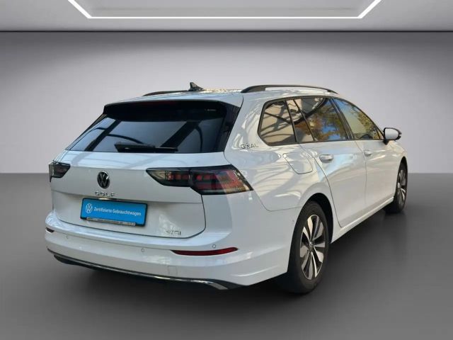 Volkswagen Golf 1.5 eTSI DSG Golf VIII Variant