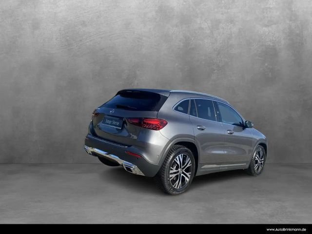 Mercedes-Benz GLA 180 Progressive