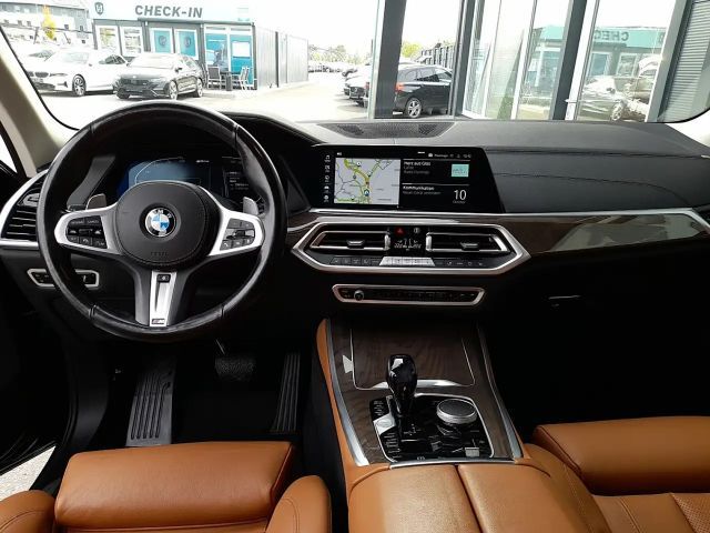 BMW X5 xDrive45e