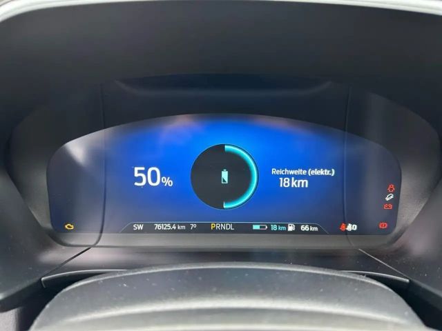 Ford Kuga Plug in Hybrid ST Line X