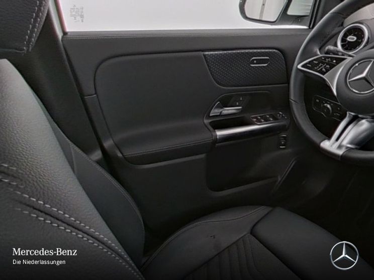 Mercedes-Benz GLA 180 Progressive