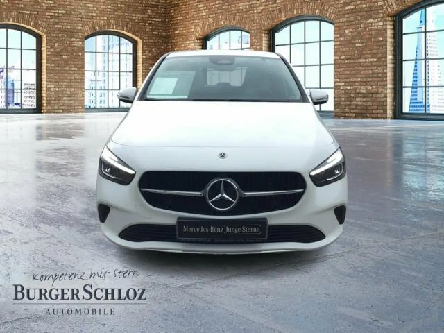 Mercedes-Benz B 180 NAVI/LED/KAMERA/AHK