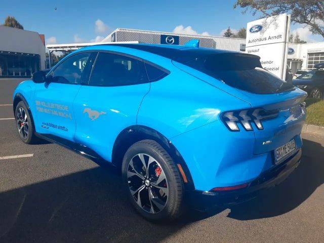 Ford Mustang Mach-E AWD Extended range