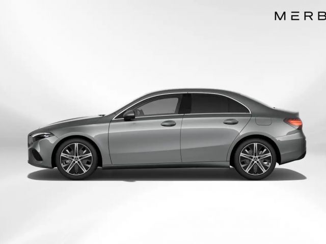 Mercedes-Benz A 180 A 180 d Progressive