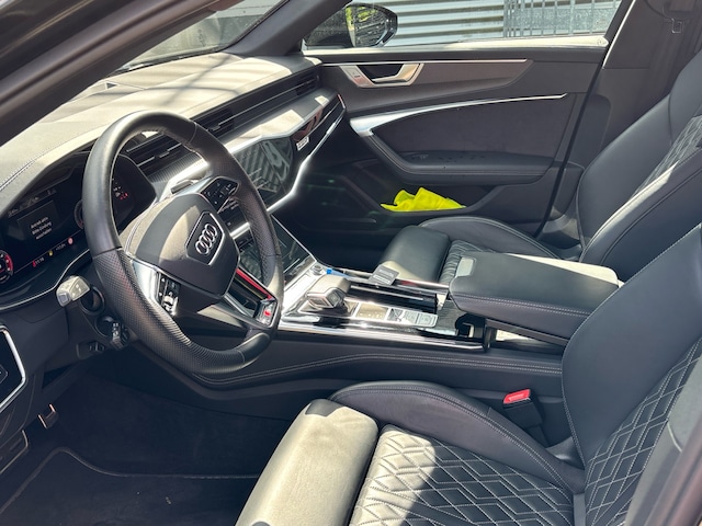 Audi S6 Avant Quattro