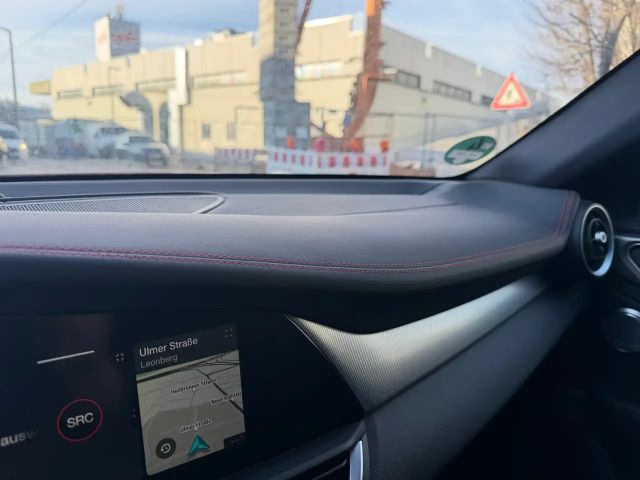 Alfa Romeo Giulia Q4