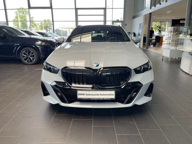 BMW 520 520d M-Sport Touring xDrive