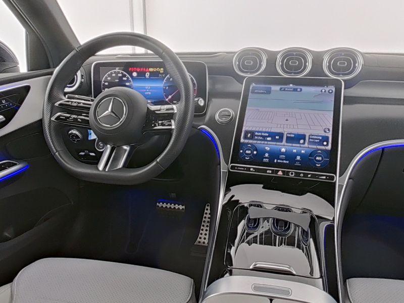 Mercedes-Benz GLC 300 4MATIC AMG Line GLC 300 d