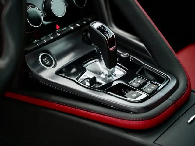 Jaguar F-Type Coupe R-Dynamic