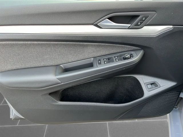 Volkswagen Golf 1.5 TSI Variant