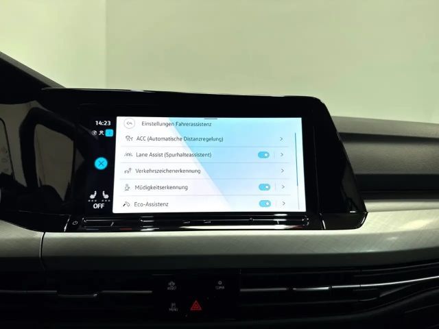 Volkswagen Golf 1.5 TSI DSG Life Variant