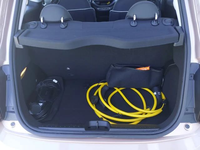 Fiat 500e 42 kWh