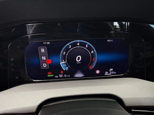 Volkswagen Golf Business DSG Variant