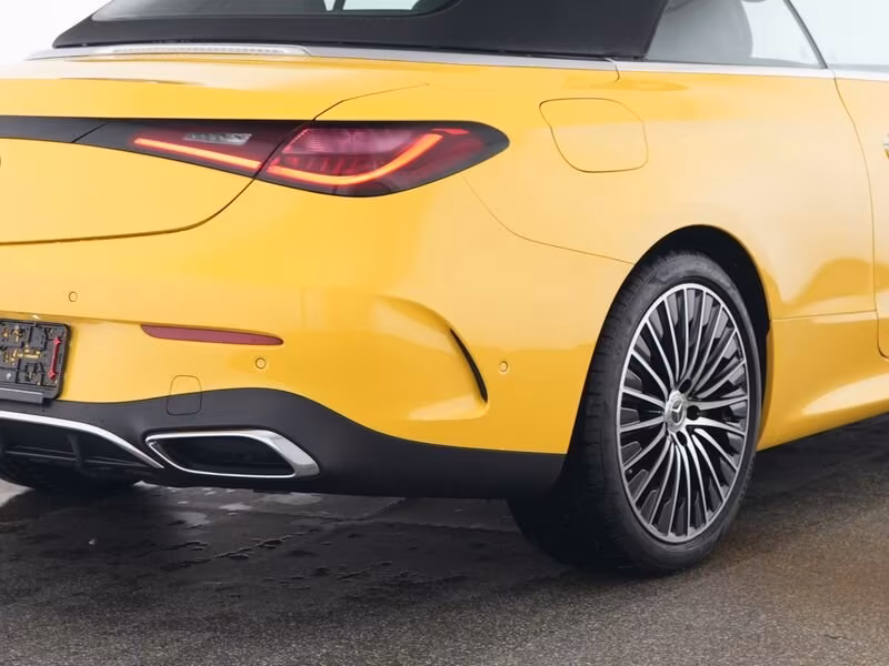 Mercedes-Benz CLE 300 4MATIC AMG Line