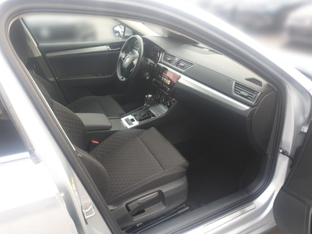 Skoda Superb 2.0 TDI Combi