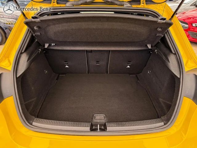 Mercedes-Benz A 180 AMG Line Hatchback