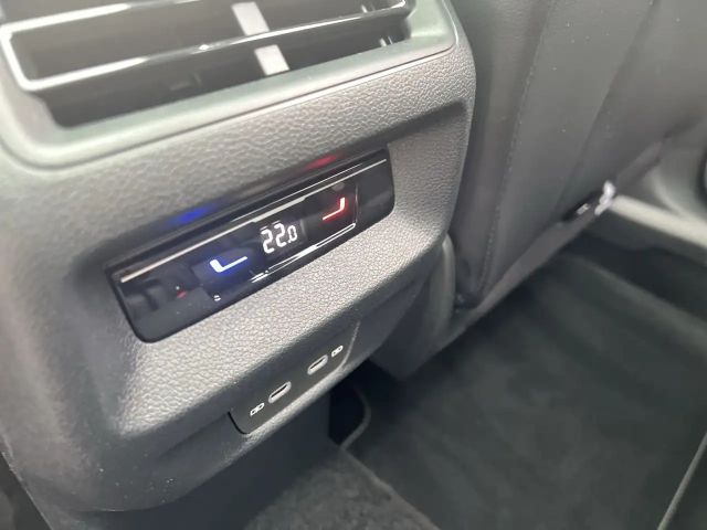 Volkswagen Tiguan 2.0 TSI R-Line