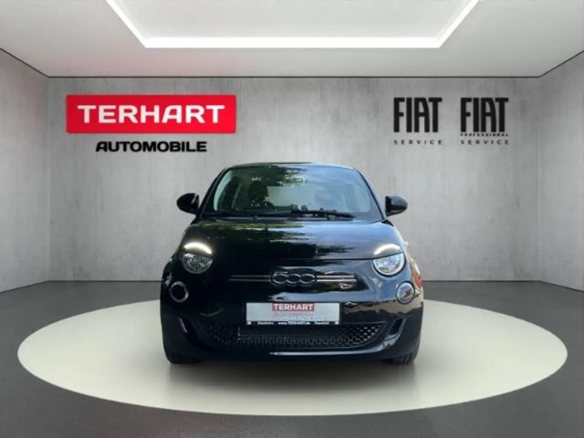 Fiat 500e 42 kWh