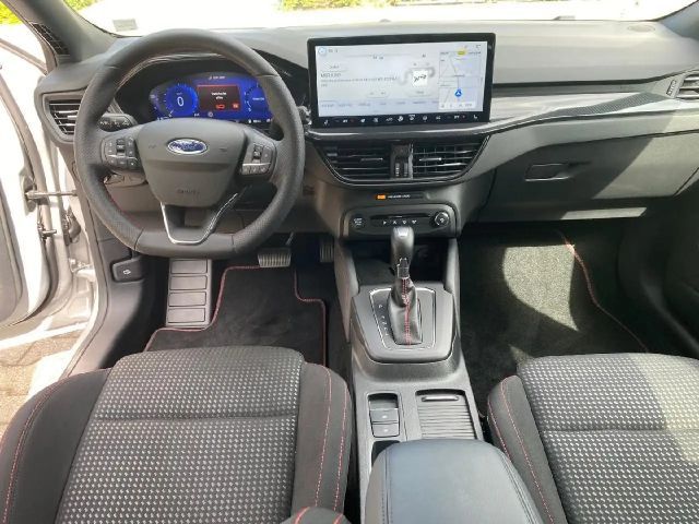 Ford Focus ST Line Wagon