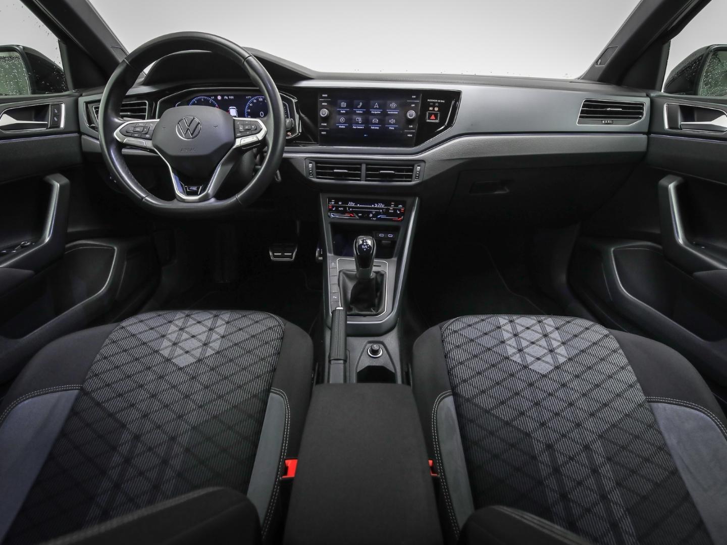 Volkswagen Polo 1.0 TSI DSG R-Line