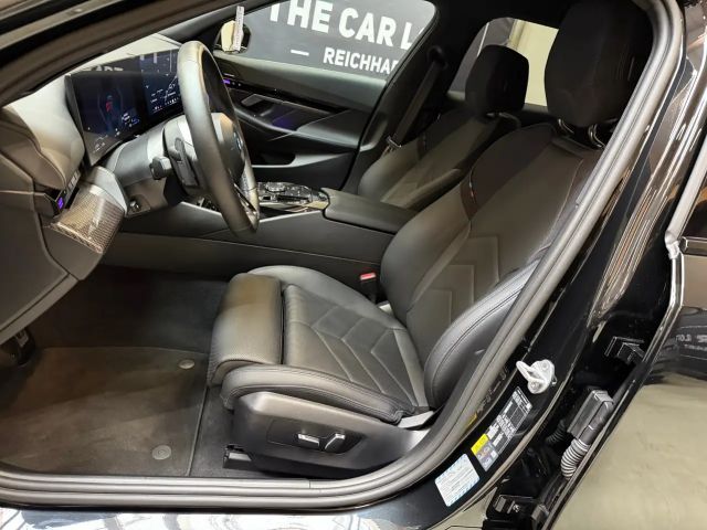 BMW 530 530e M-Sport xDrive