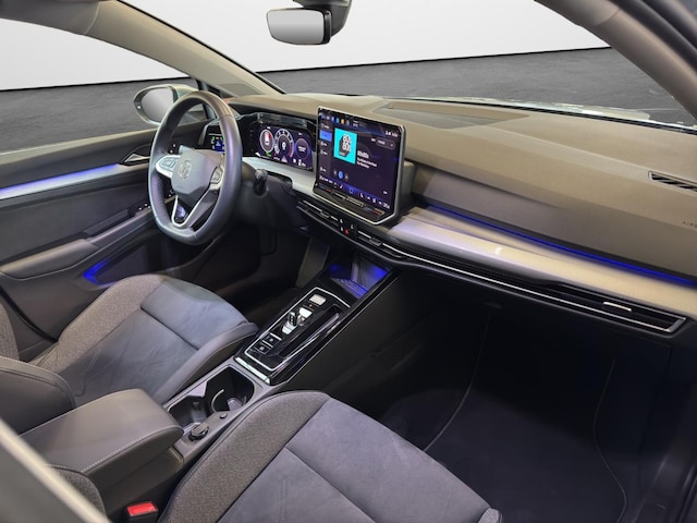 Volkswagen Golf 1.5 eTSI DSG Style Variant