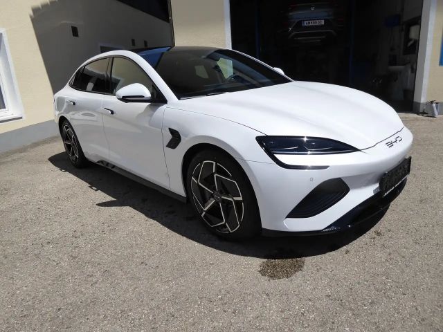 BYD Seal Executive Vierwielaandrijving