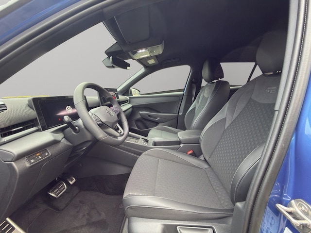 Volkswagen T-Roc 1.5 eTSI DSG IQ.Drive R-Line