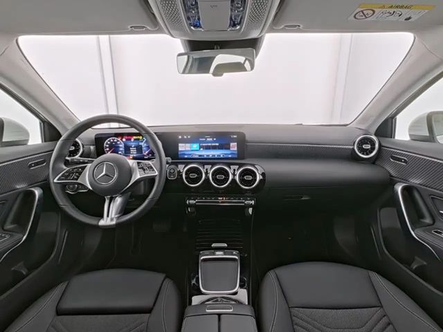 Mercedes-Benz A 200 Progressive