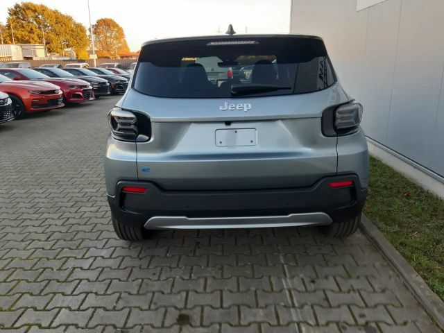 Jeep Avenger Full-Electric Summit