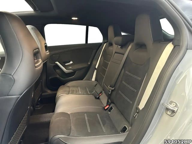 Mercedes-Benz CLA 200 AMG Line CLA 200 d