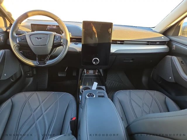 Ford Mustang Mach-E RWD