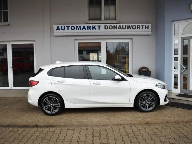 BMW 118 118d Sedan Sport Line