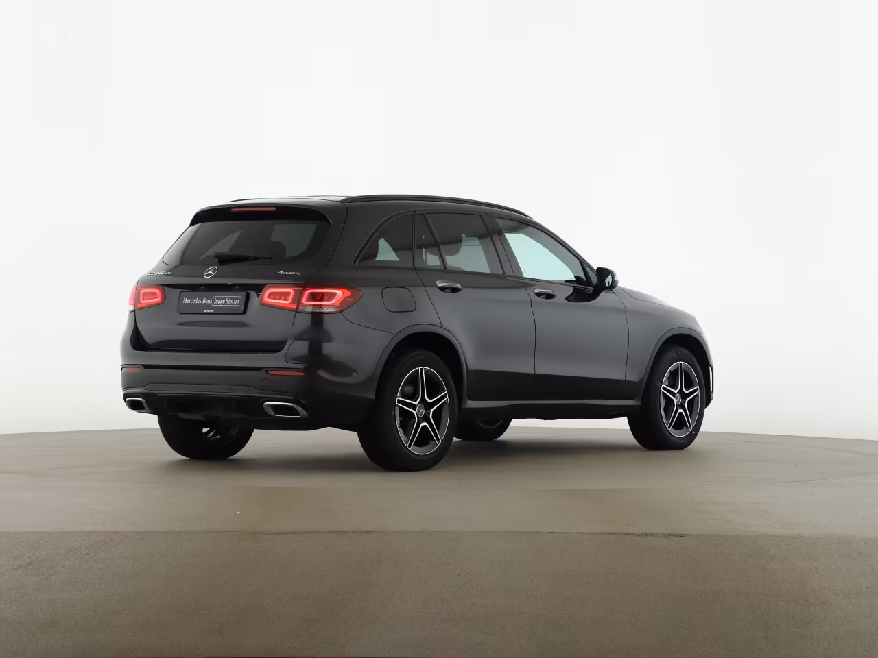 Mercedes-Benz GLC 300 4MATIC AMG Line