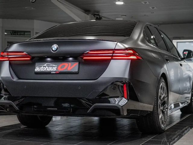 BMW 520 520d M-Sport Sedan xDrive