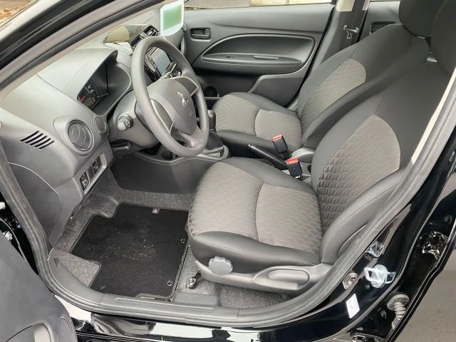 Mitsubishi Space Star Star
