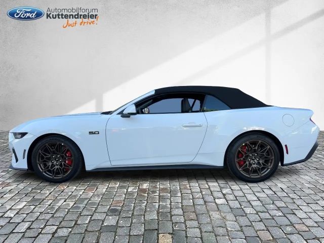 Ford Mustang Convertible GT 5.0 V8