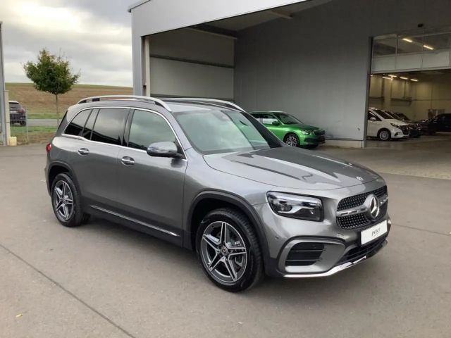 Mercedes-Benz GLB 220 4MATIC AMG Line