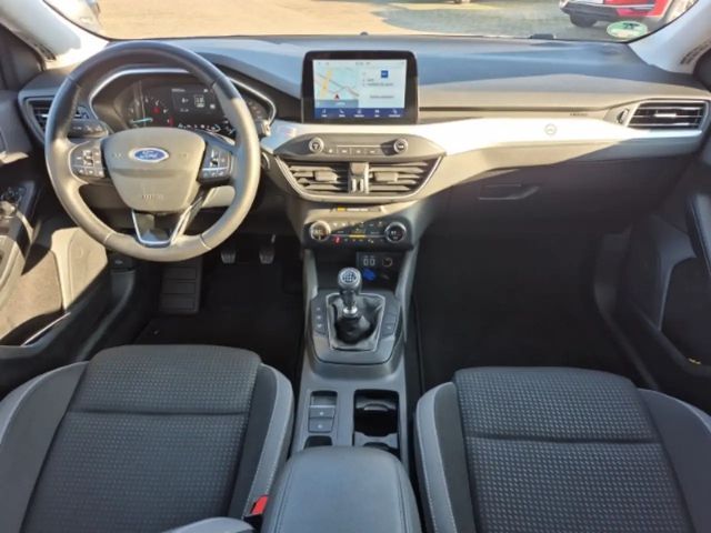 Ford Focus Cool & Connect EcoBoost Wagon