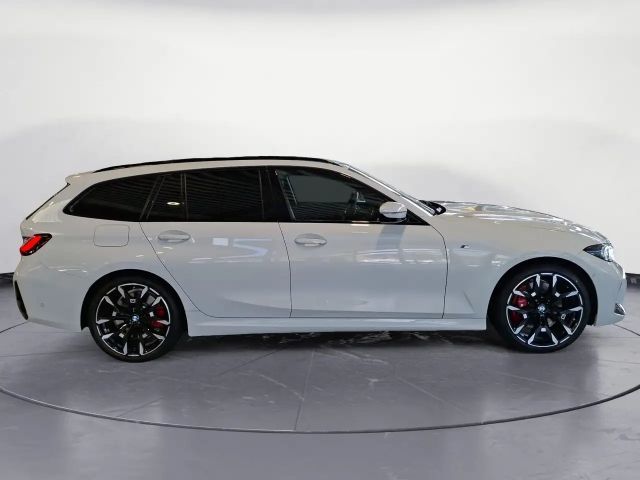 BMW 320 320d M-Sport Touring xDrive