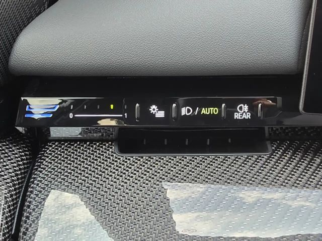 BMW 520 520i M-Sport Sedan